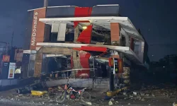 Earth swallows 72 in central Philippines.webp