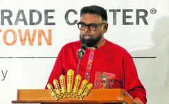 Ali chokes Guyana's banks to trap US dollars.webp