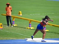 Teen Arelle Middleton shatters Yao Juan's grip on gold.webp