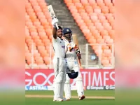 India crushes West Indies with 286-run lead.webp