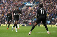 Tottenham's Kudus ends Leeds United's hollow resistance.webp
