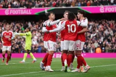 Traitor Declan Rice sinks his old club West Ham for Arsenal.webp
