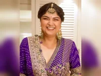 Anshula Kapoor wears dead mom's words on choli.webp