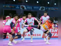 Puneri Paltan barely escapes Jaipur Pink Panthers.webp