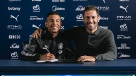 Manchester City locks Savinho until 2031.webp