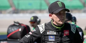 Tyler Reddick's infant son fights for life in ICU.webp