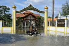 Kedah floods worsen as Perak evacuees dwindle.webp