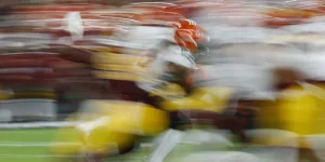 Clelin Ferrell faces his old team after the Commanders cut him.webp