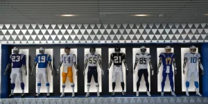 Philip Rivers ditches 10 kids to coach Alabama high school.webp