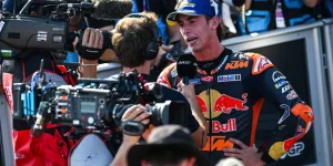 Acosta clings to KTM podium as rivals expose flaws.webp