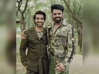 Akshay Oberoi praises Manish Paul for grinding success.webp