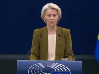 Von der Leyen survives twin censure bids in Brussels.webp