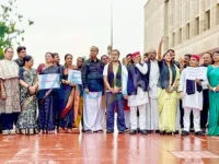 Strange allies unite to crush BJP in Bihar polls.webp