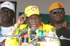 Mnangagwa plots 2030 power grab via term loophole.webp