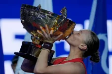 Anisimova crushes Noskova in China Open blowout.webp