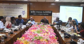 Media urged to boost typhoid vaccine drive in Dhaka.webp