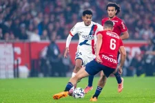 Maiolo's weak thigh costs him his spot with France.webp