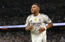 Real Madrid fears France will break star Kylian Mbappé.webp