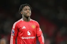 Aston Villa, Newcastle target Mainoo for January Man United loan.webp
