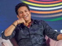 Sachin Tendulkar salutes Air Warriors on Indian Air Force Day.webp