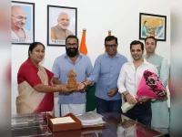 Rishab Shetty meets Delhi CM Rekha Gupta after Kantara's success.webp