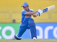 Anjum Chopra urges Harmanpreet Kaur to show patience at the crease.webp