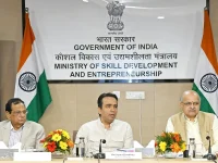 NITI Aayog pushes AI mission for 490 million informal workers.webp
