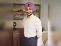 Punjabi singer Rajvir Jawanda dies at 35.webp