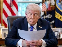 19 US lawmakers slam Trump for sabotaging India-US ties.webp
