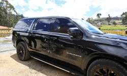 Protesters attack Ecuador president’s motorcade during visit.webp