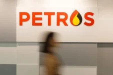 High Court rejects Petronas' bid to convert interpleader proceedings into a writ action.webp