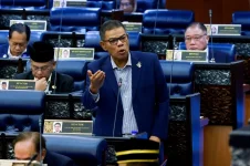 Saifuddin Nasution defends Harimau Malaya players’ citizenship validity.webp