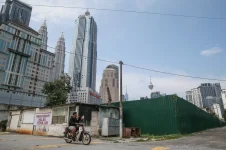 Kampung Sungai Baru residents receive compensation up to RM2.9 million.webp