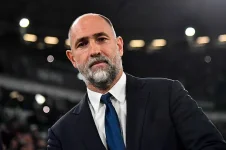 Juventus targets Nahuel Molina and Brook Norton Caffi for January transfer window.webp