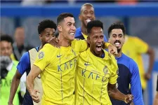 Ronaldo eyes Lewandowski for Al Nassr move.webp
