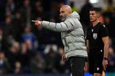 Mariska lauds Estefao after Chelsea routs Ajax 5-1.webp