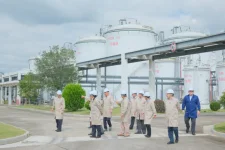 Myanmar energy minister tours Chinese fuel, power plants.webp