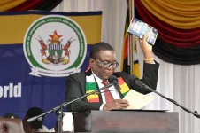 Mnangagwa vows Zimbabwe's strength will outlast sanctions.webp