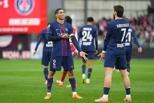 Hakimi stars in PSG's dominant win over Brest.webp
