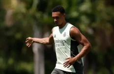 Alexander-Arnold struggles to adapt at Real Madrid under Alonso.webp
