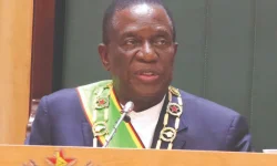 Mnangagwa blasts Parliament over delays.webp