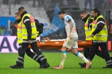 Bilal Nadir's collapse halts Marseille clash.webp