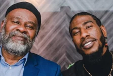 Iman Shumpert mourns the death of his father, Odis Wayne.webp