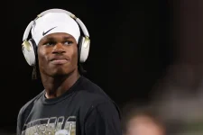 Jaguars rookie Travis Hunter is sidelined with a knee injury.webp