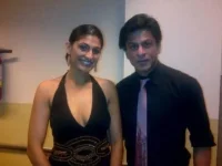 Kubbra Sait recalls magical first meeting with SRK on his 60th birthday.webp