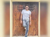 Rajat Bedi recalls SRK calling him 'Tiger' on his 60th birthday.webp