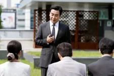 Kim Nak Soo fights for promotion, team rallies behind him.webp