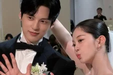 Kim Ga Eun and Yoon Sun Woo tie the knot after 10 years.webp