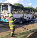 Mob sets fire to matatu after fatal Thika Road crash.webp