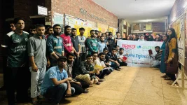 Jahangirnagar University students quiz on global issues.webp